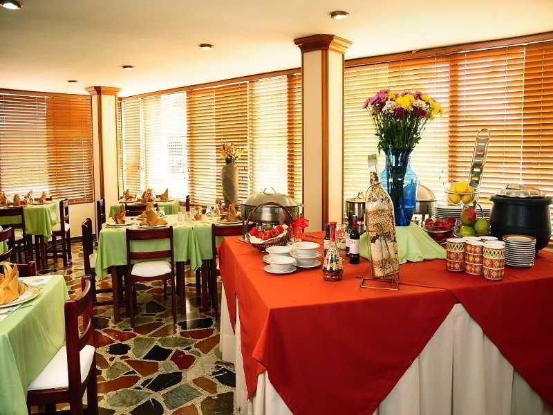 Hotel Don Lolo Вильявисенсио Экстерьер фото