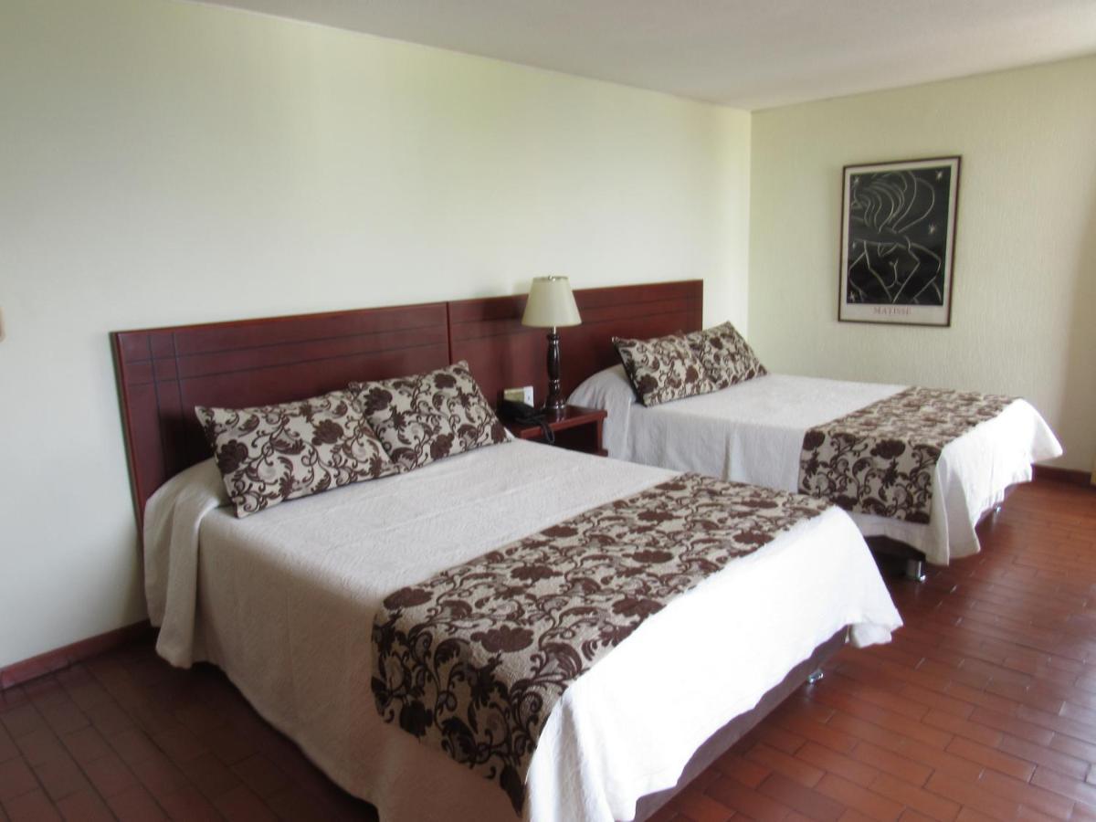 Hotel Don Lolo Вильявисенсио Экстерьер фото
