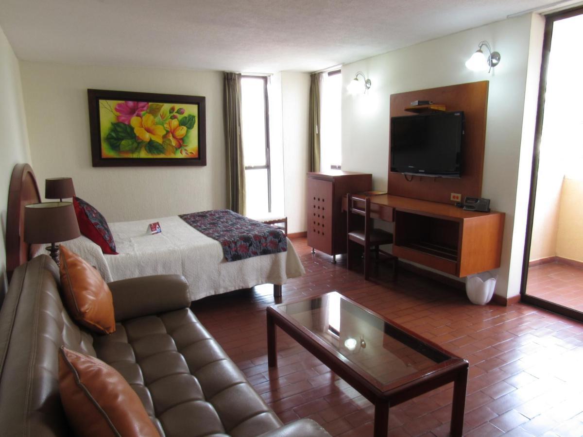 Hotel Don Lolo Вильявисенсио Экстерьер фото
