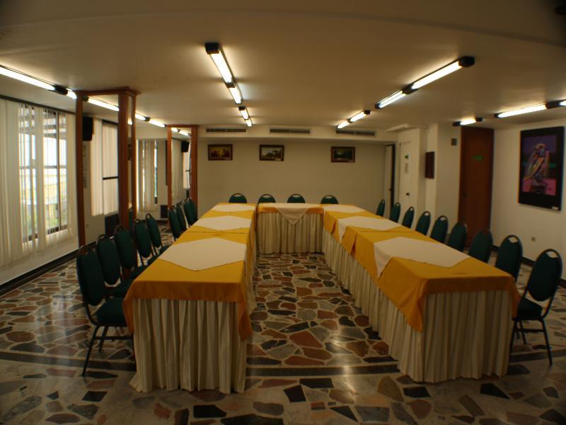 Hotel Don Lolo Вильявисенсио Экстерьер фото