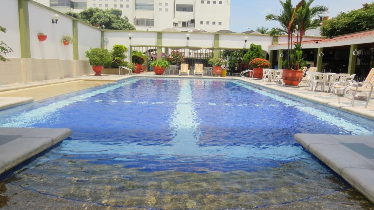 Hotel Don Lolo Вильявисенсио Экстерьер фото