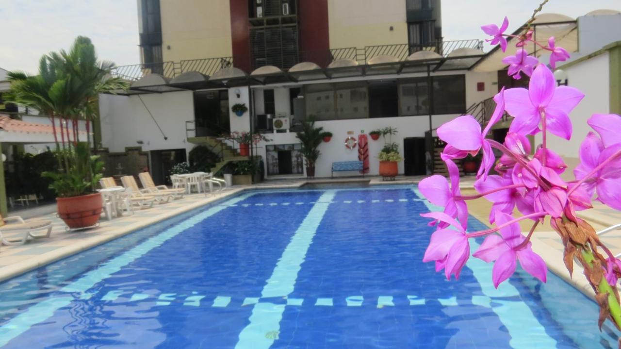 Hotel Don Lolo Вильявисенсио Экстерьер фото